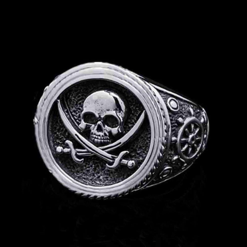 Gothic Punk Skull Ring for Men Vintage Biker Pirate Style Double Color Fashion Jewelry