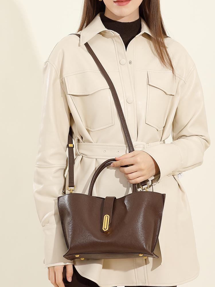 Women's Vegetable-Tanned Leather Tote & Crossbody Bag - Niche Fashion Handbag