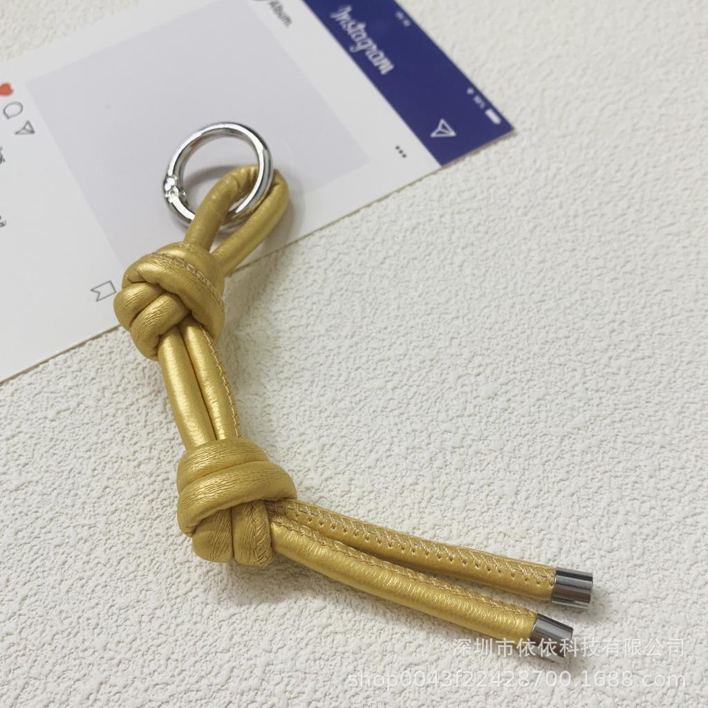 New DIY Leather Keychain Pendant Niche Simple Candy Color Leather Rope Woven Bag Pendant Is Versatile and Casual