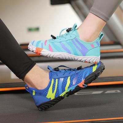 Su spor ayakkabıları