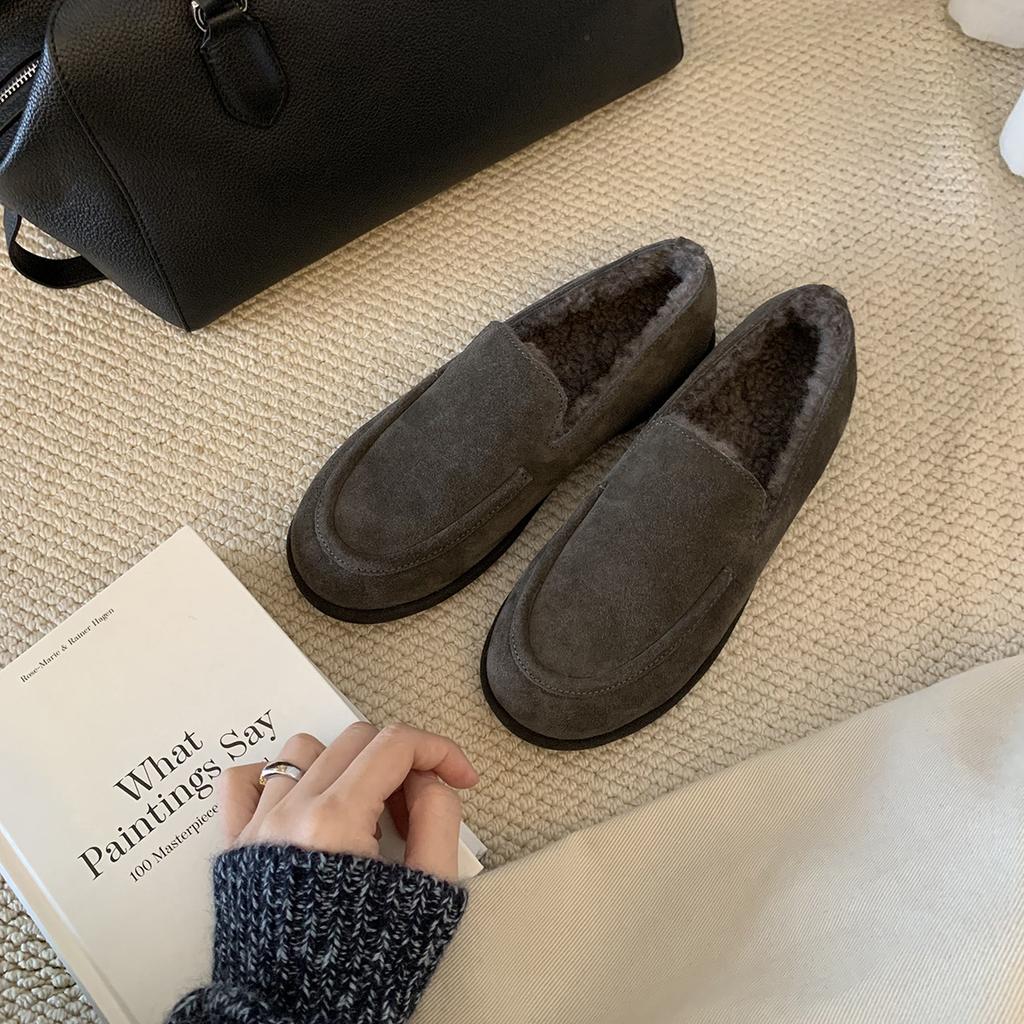Retro Soft Glutinous Loafers for Women's Autumn and Winter New Round Toe and Plush Beanie Shoes