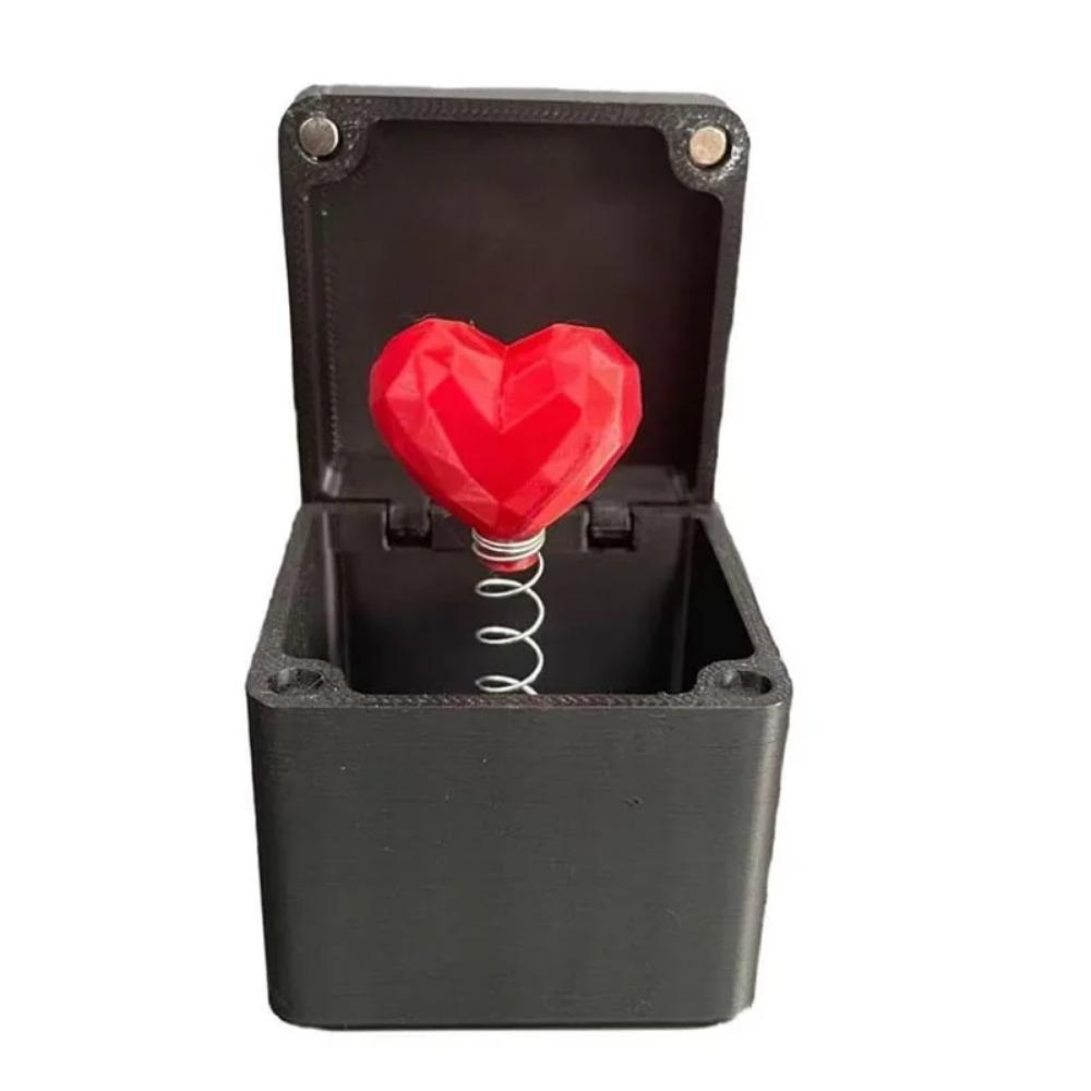 Konzerva s hadem z brambůrků Skoková jevištní kouzla Pružinový had Hračka Aprílový den Halloweenská párty Vtipy v plechovce Gag dárek Žert