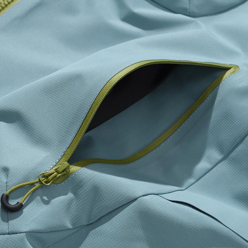 Men's and Women's Outdoor Casual Hiking Jacket Windproof Waterproof Hooded Jacket Thin Coat