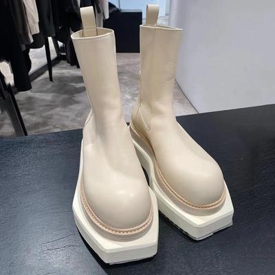 Mode Chelsea Stiefeletten 2026 Neuer Stil für Damen und Herren Retro Dicksohliger Kamin Runde Zehenpartie Mid-Calf Coole Motorradstiefel