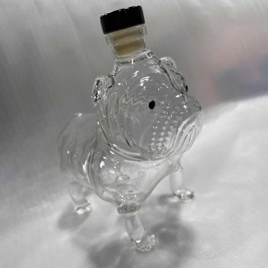 Butelka na whisky w kształcie buldoga 300 ml Duża pojemność Szklana karafka Karafka do czerwonego wina Akcesorium do whisky do domowego baru