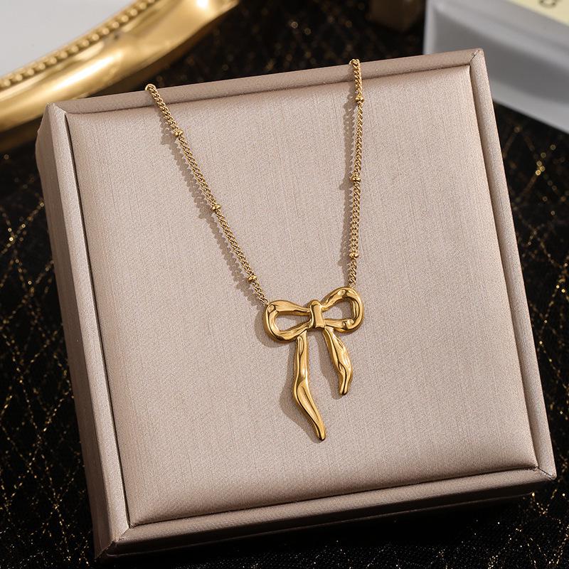 

Trendy Light Luxury Bow Titanium Steel Necklace: Versatile High-End Women s Jewelry