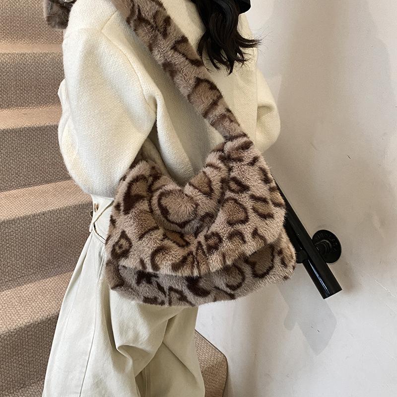 Leopard Print Women's Plush Shoulder Bags Faux Fur Cover Crossbody Bag Winter Large Capacity Female Furry Tote Messenger Bag