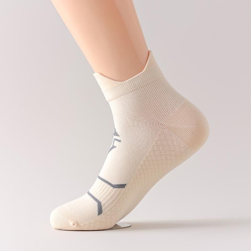 Quick-drying Socks for Men, Summer, Thin, Sweat-absorbing, Deodorizing, Breathable for Running and Basketball