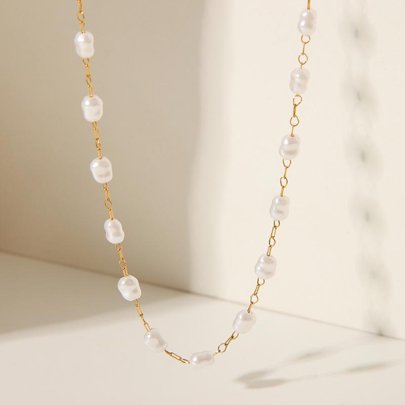 French Retro Court Style Gold Plated Pearl Necklace Comfortable Wear Elegant Jewelry for Women All Scenarios Use