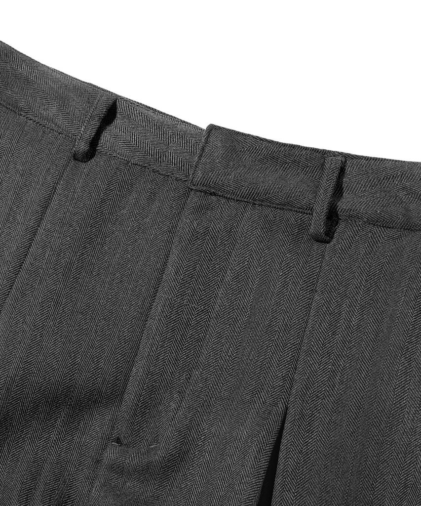 TRILLION Wool-Like Inverted Tuck Herringbone Wide Pants (Gray)