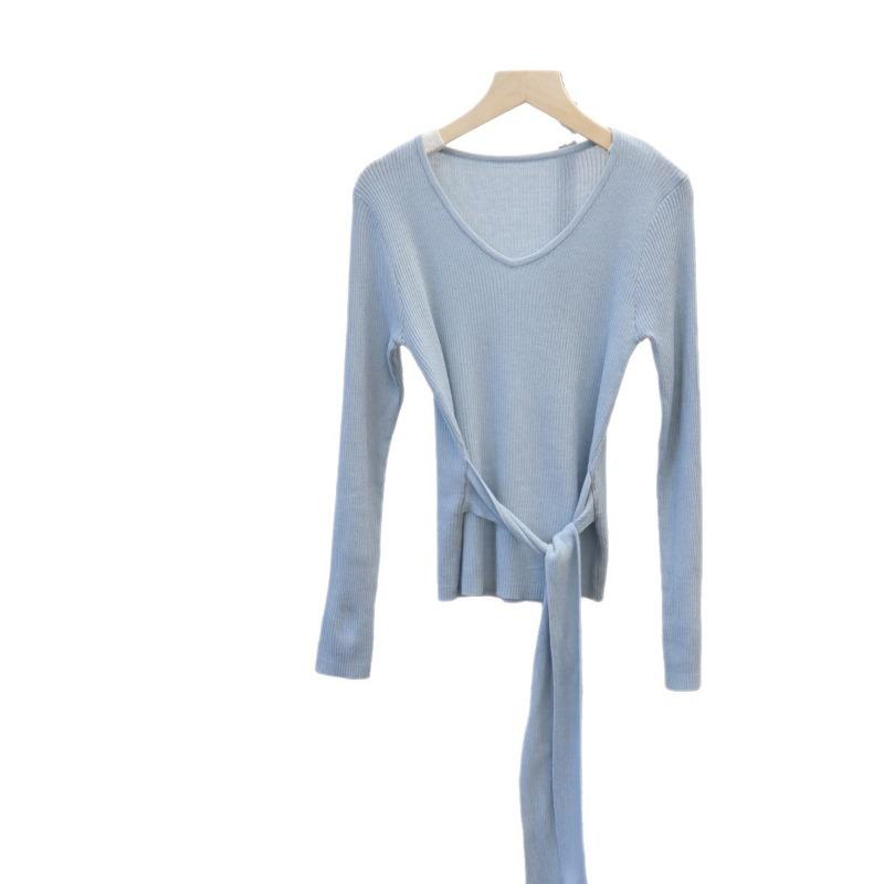 Autumn and winter new streamer design sense solid color knitted bottoming shirt slim and thin temperament sweater pullover woman