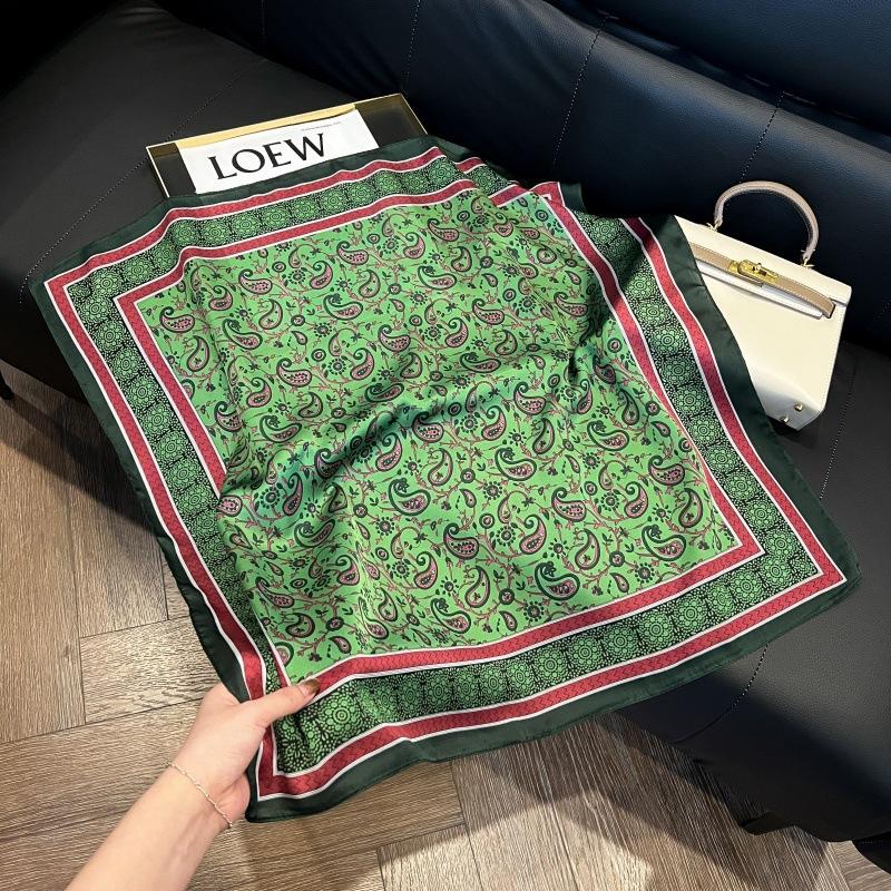 Silk scarf 71 * 71 imitation silk square scarf Korean atmosphere neck silk scarf flower pattern flower polka dot scarf