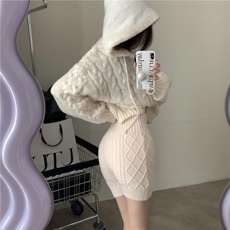 Women's High-Waisted Knitted Safety Shorts - Elastic, Slimming, Warm Base Layer Wool Pants