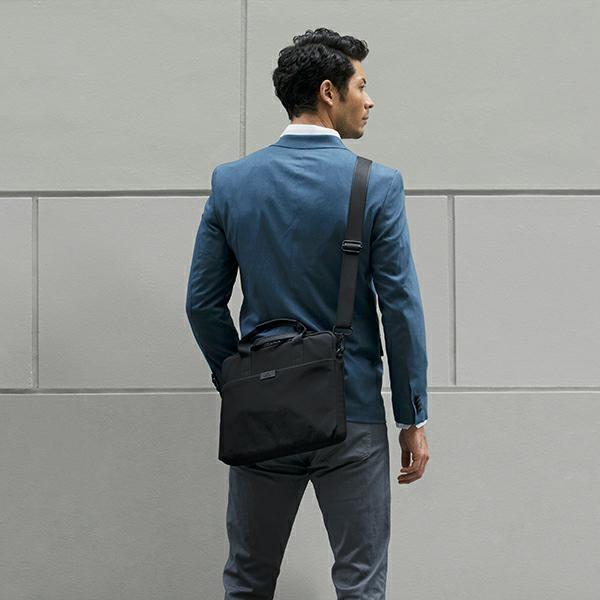 Uniq Torba Stockholm Laptop 16 Niebieski/Abyss Blue