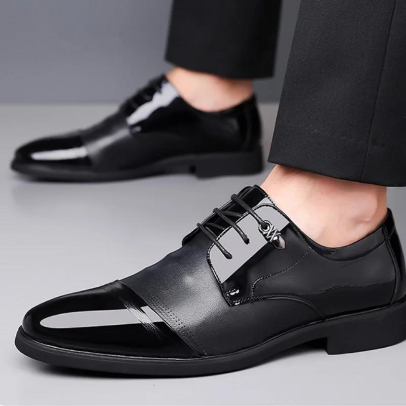 Fashion British Patent Leather Men's Derby Shoes Designer Soft-soled Black Man Wedding Shoes Fashion Casual Business Male Dress Shoe