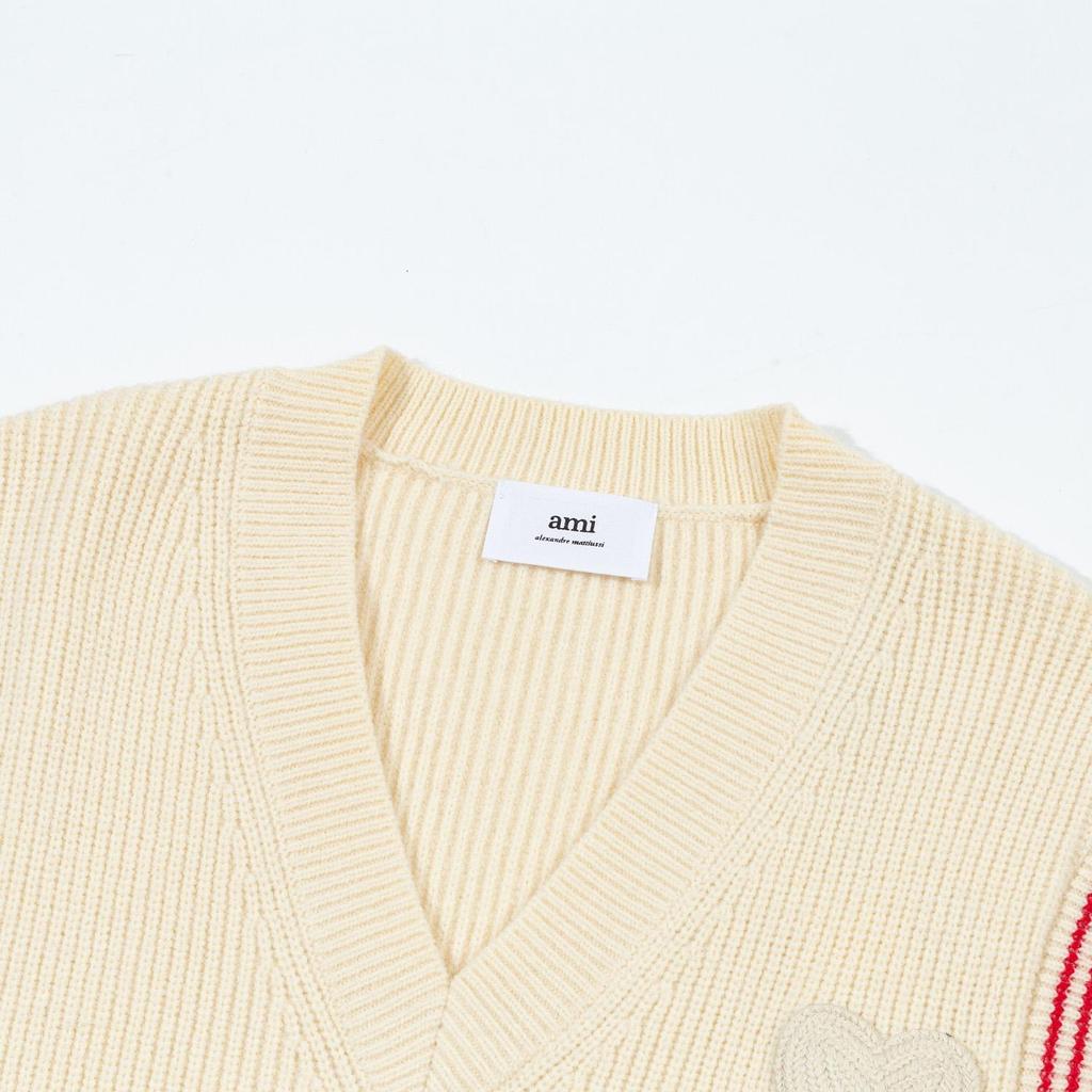 AMI New Autumn and Winter Knitted Striped V-neck Pullover Vest with Heart-shaped Text Logo Knitted Sheep Sweater Base Vest