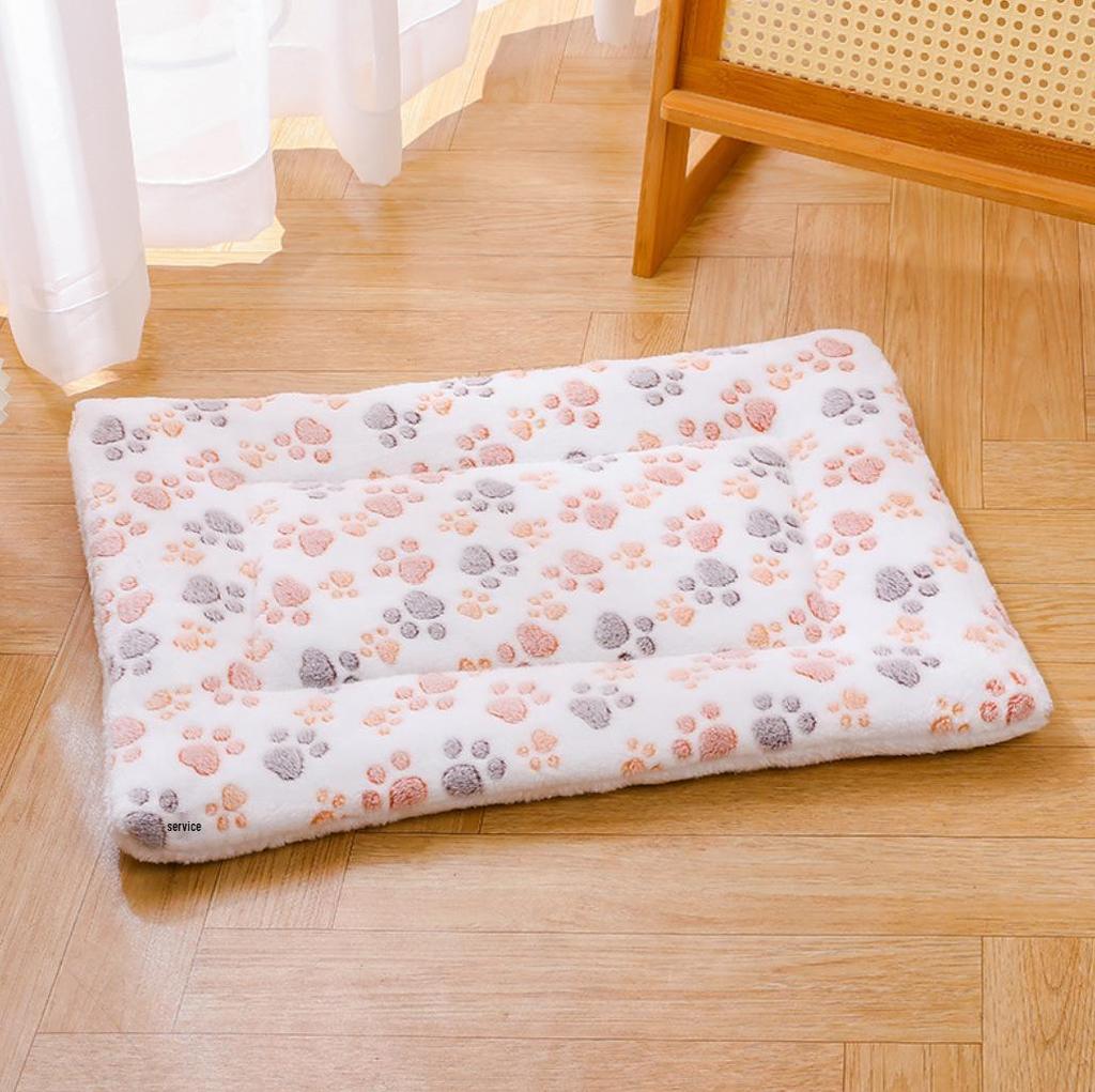 Cozy Pet Mat: Thick Warm Blanket & Bed for Dogs & Cats - Perfect for Winter, Autumn - Available in Small, Medium & Large Sizes