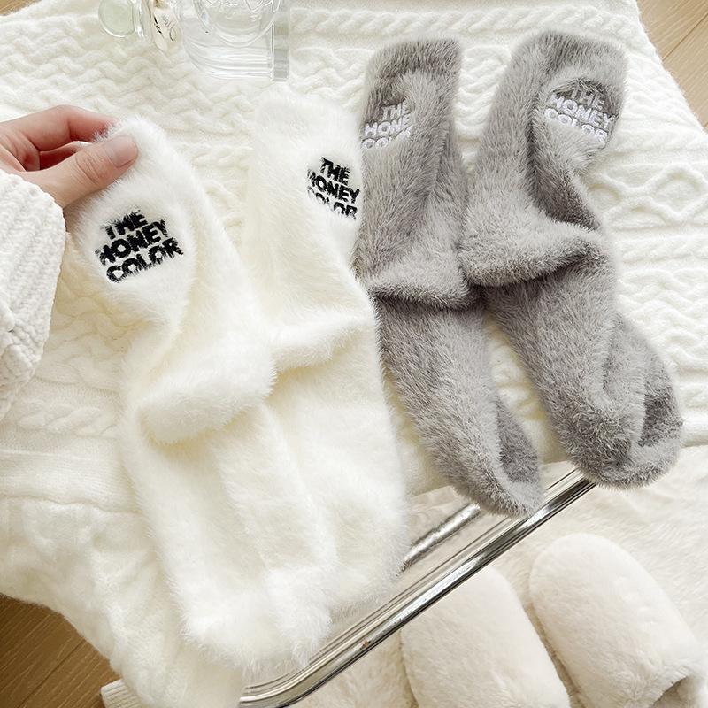 Women's Mid-calf Socks for Autumn and Winter, Thickened Mink Fleece Letter, Fluffy Sleeping Floor Socks, Winter Warm Long Calf Socks