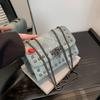 Mode Nietenverschluss Kette Achseltasche 2025 Frühling Neu Vielseitige ins Umhängetasche Kleine quadratische Tasche Damen