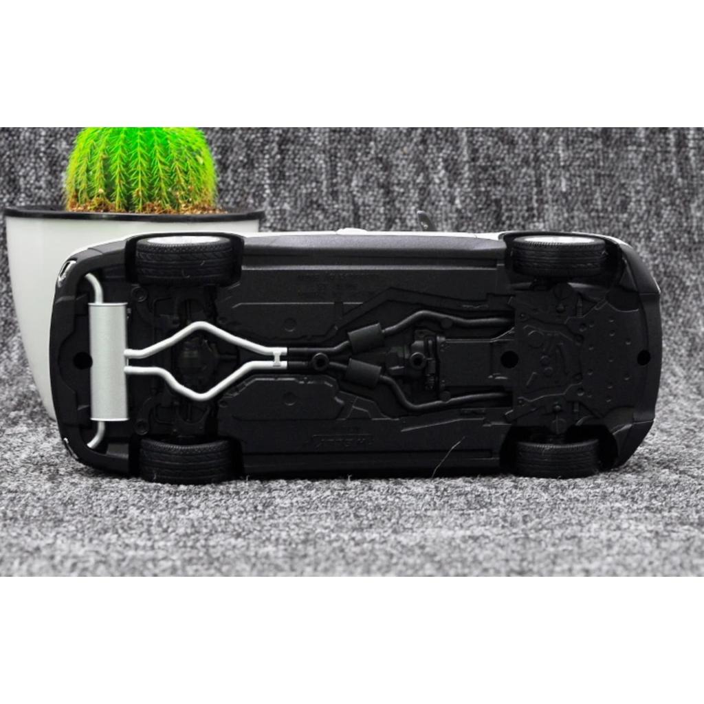 WELLY 1/24 BMW X5 SUV Off-Road Vehicle Alloy Scale Car Model Diecast Metal Static Collection Children Toy Car Vehicles Gifts