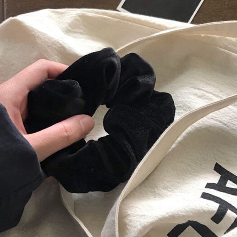 Oar Vintage Velvet Volume Scrunchie[Black]