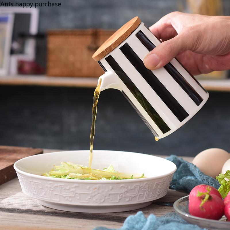 Nordic Black and White Stripes Ceramic Spice Jar Combination Set Salt Sugar Oil Soy Sauce Bottle Vinegar Pot Kitchen Supplies