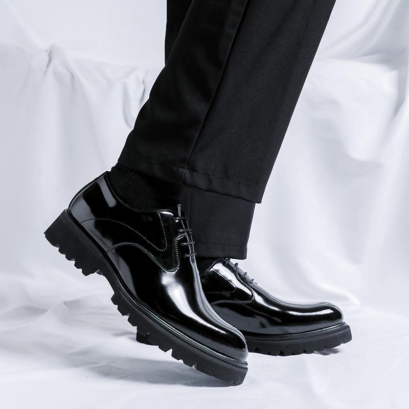 Herren formelle Derby Lederschuhe Klassischer britischer Designstil Bräutigams Hochzeit oder lässige Party Schuhe mit dicker Sohle Qualität Neu