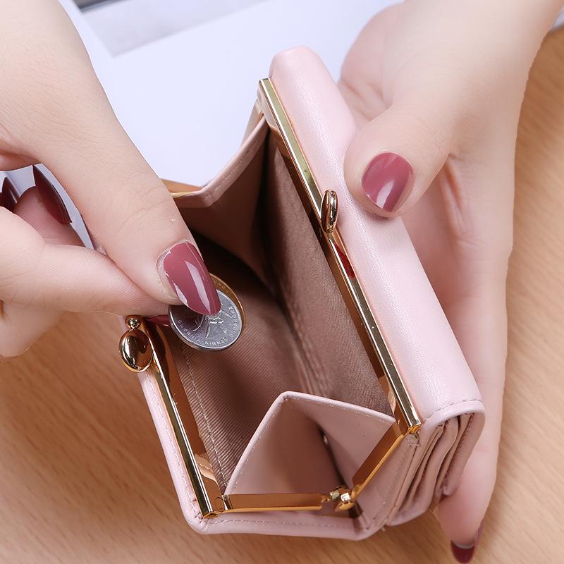 Portafogli da donna Portafogli da donna dal design corto Portamonete a tre pieghe semplice e carino Portamonete porta carte con pochette per studenti