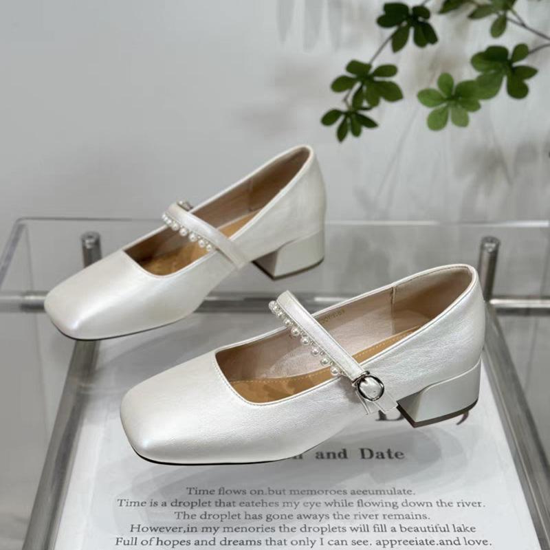 Fashion casual French pearl with flat Mary Jane shoes women's 2025 summer wear versatile thick heel single shoes