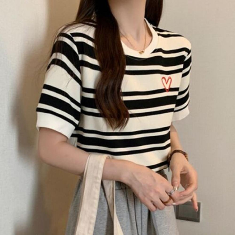 Navava NT1723 HearT Embroidery ShorT Sleeve T shirT