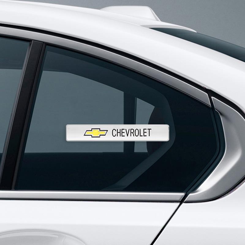 Insignias de Logo Metálico 3D Pegatinas de Estilo para Coche Calcomanías Accesorios Para Chevrolet Spark Captiva Cruze Malibu Equinox Trax Camaro Blazer