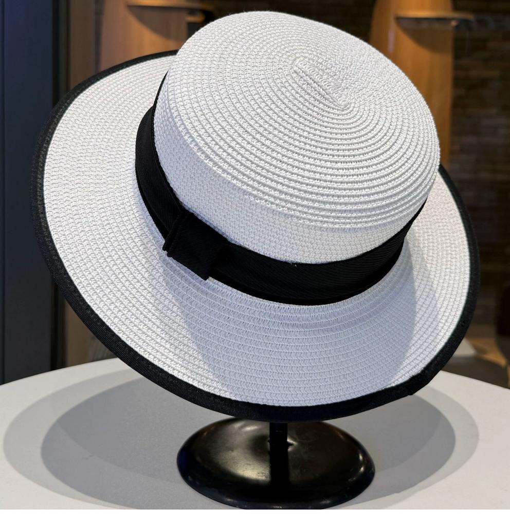 French Style Flat-Top Straw Hat Women's Summer Beach Vacation Wide Brim Sunshade Sun Hat Grass Hat for Sun Protection