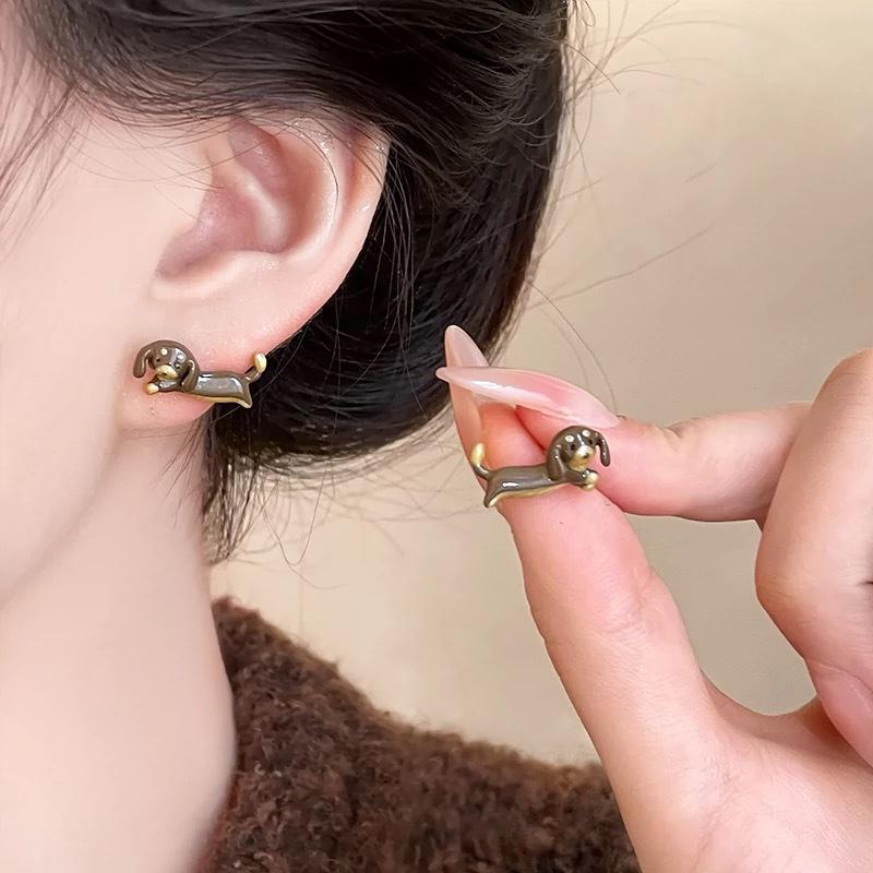 Charmantes boucles d'oreilles teckel pour femmes: Design Unique, Amusant et Tendance