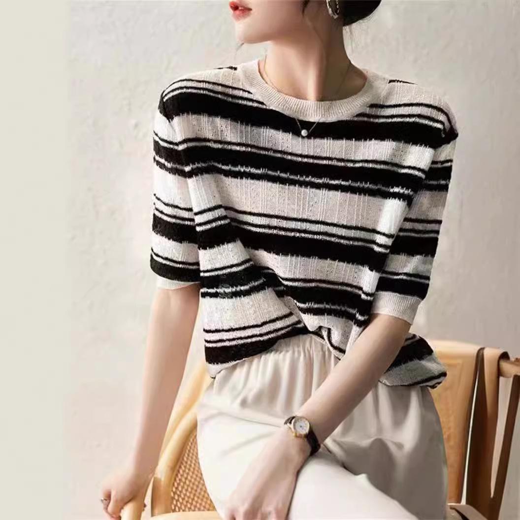 

Women s 2025 Black & White Striped French Round Neck Short Sleeve Summer T-Shirt 2XL