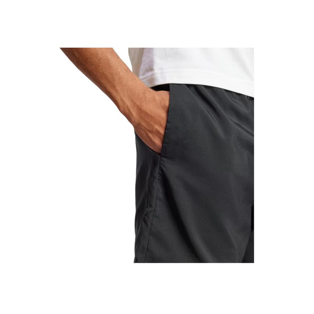 Adidas Essentials Small Logo Chelsea Shorts Black/White Men Streetwear JF1117