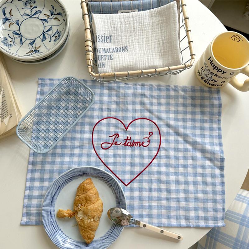 1Pc Photography Props Fresh Sweet Decorative Cloth Originality Cotton Rural Style Checkered Placemat Home Decor Love Embroidery