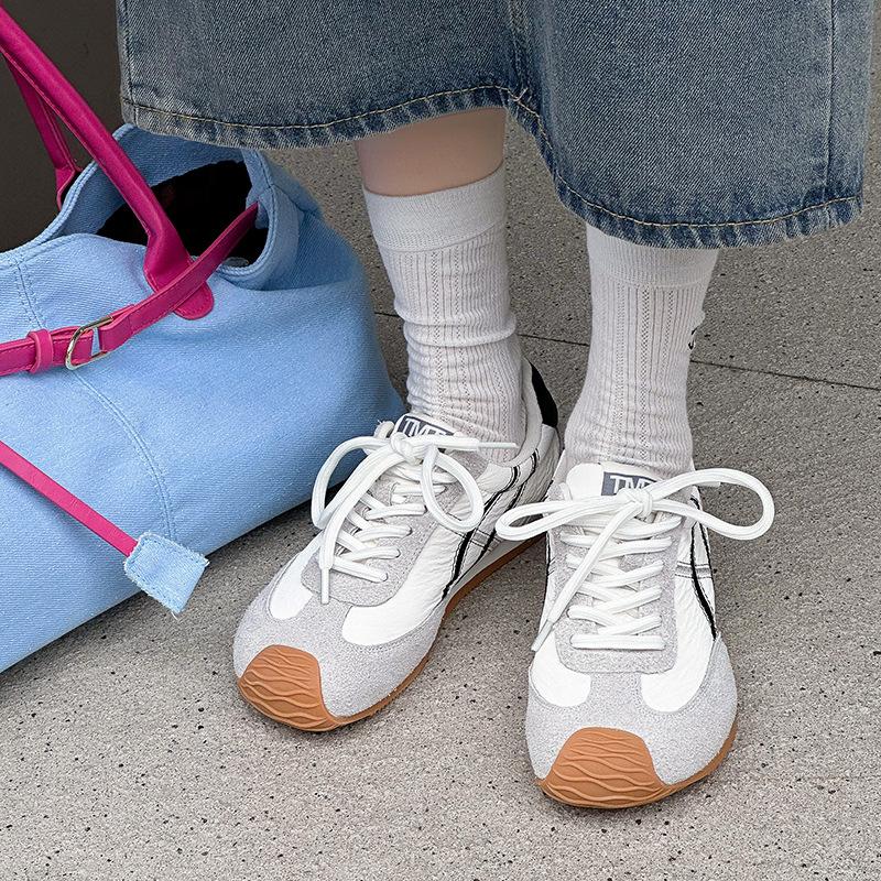 Leather German training shoes spring and autumn new flat bottom light Forrest Gump shoes