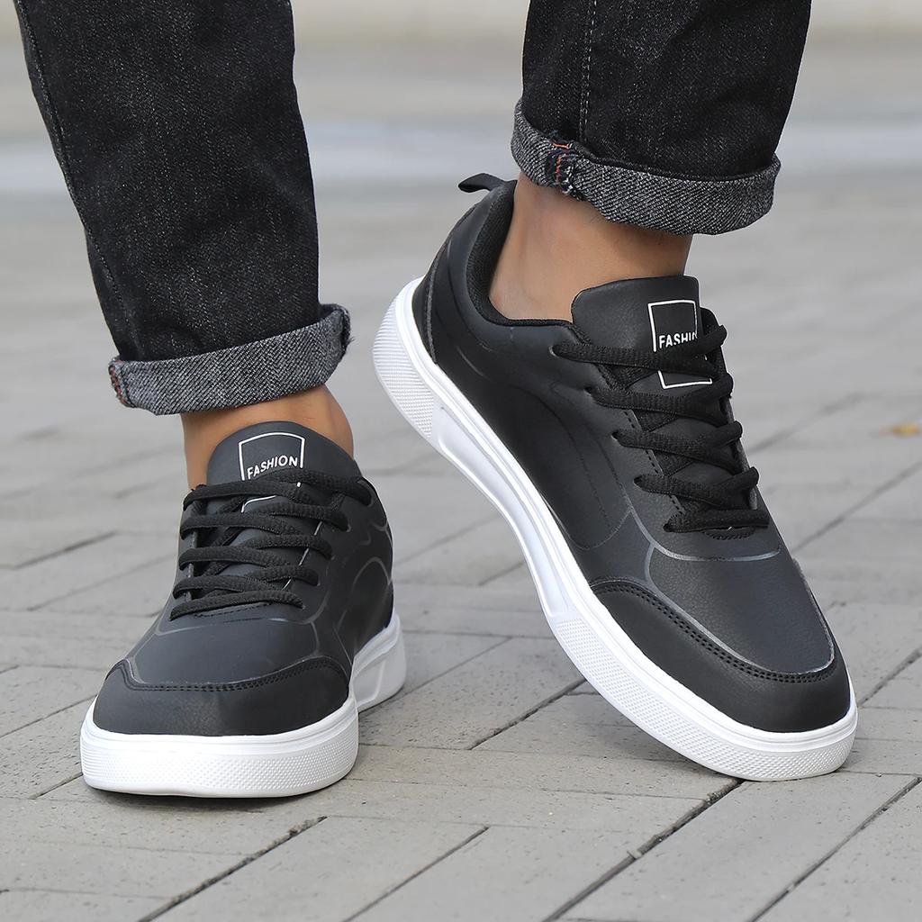 Men Shoes Skateboarding PU Leather Casual Shoes Light Breathable Flats Leisure Male Vulcanized Shoes Walking Sneakers Size 39-46