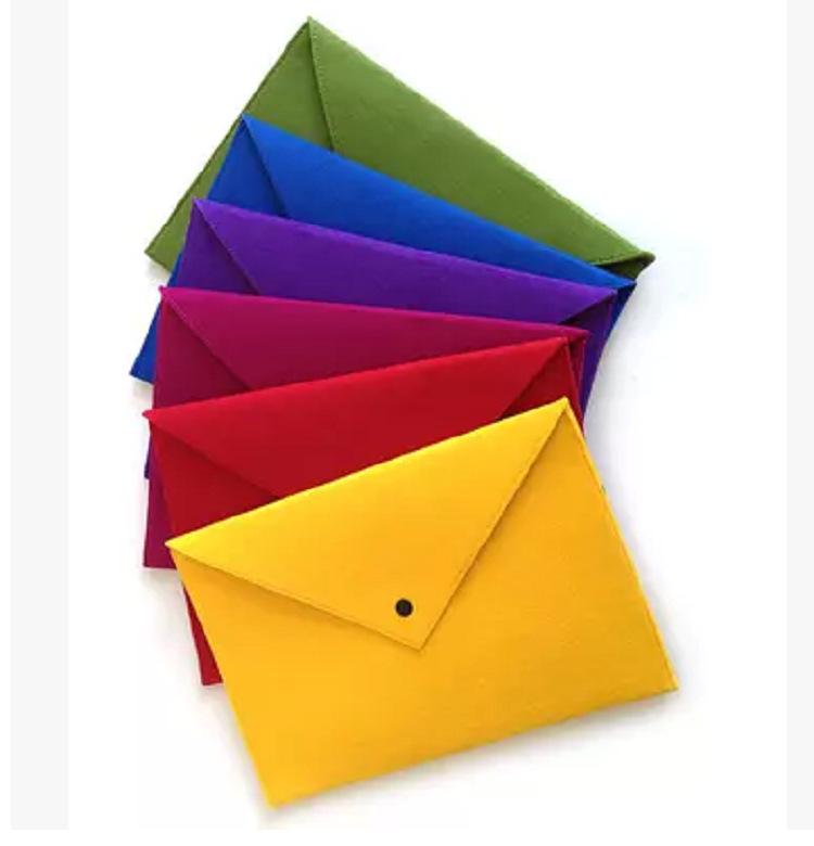 

Фетровый портфель для документов (А4/А5) с опцией логотипа для офиса и конференций A5 Light Gray