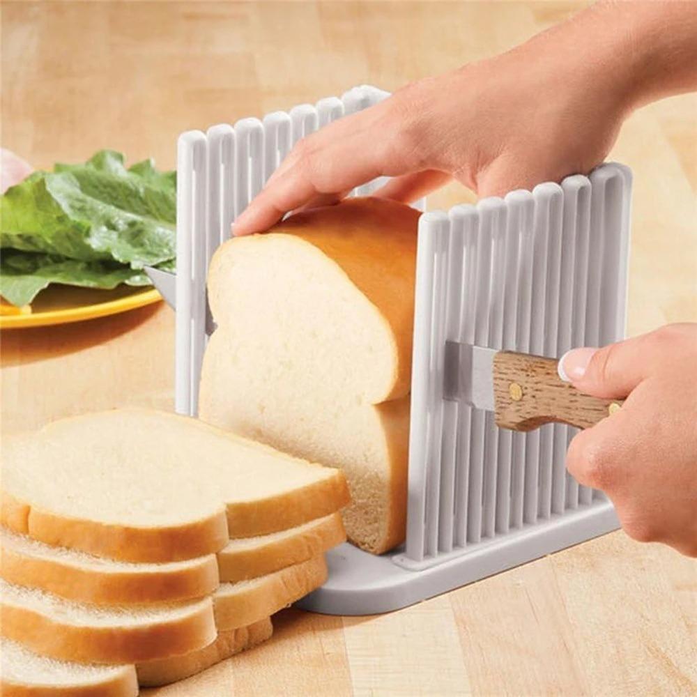 Portable Toast Bread Slicer Stand Plastic Multifunctional Sandwich Cutter Mold Foldable Loaf Cutter Rack for Homemade Bread