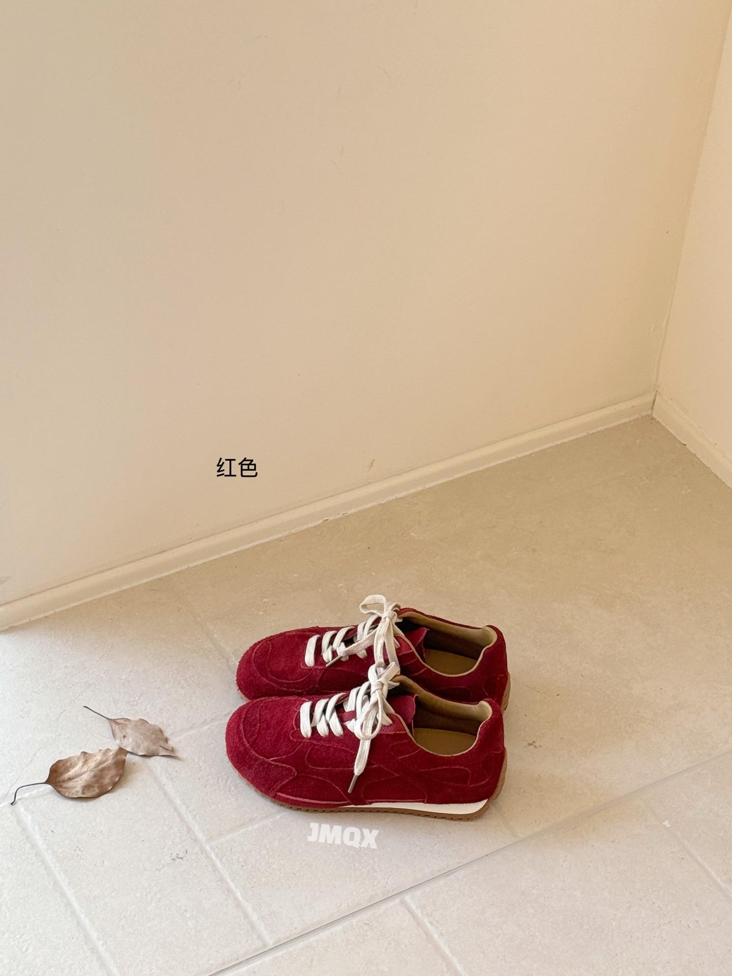 

Dexun shoes women s retro flat baseplate shoes couple turning fur British style sports Forrest Gump shoes round head derby shoes 39 красный