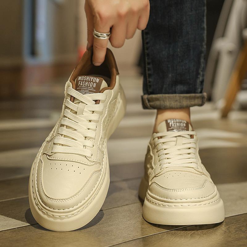 

Men s shoes winter 2024 new versatile sports men s casual shoes men s youth non-slip and wear-resistant board shoes 44 абрикосовий