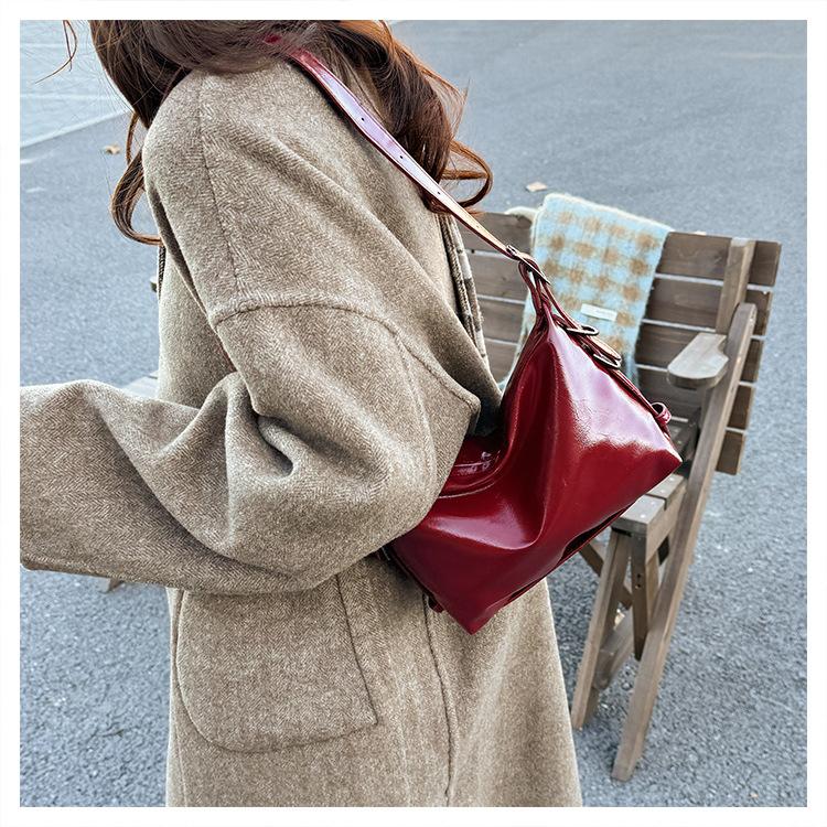 Solid Color Trendy Personality Daily Commuting Small Bag Simple Women's Bag Shoulder Bag Crossbody Zipper Women's Bag