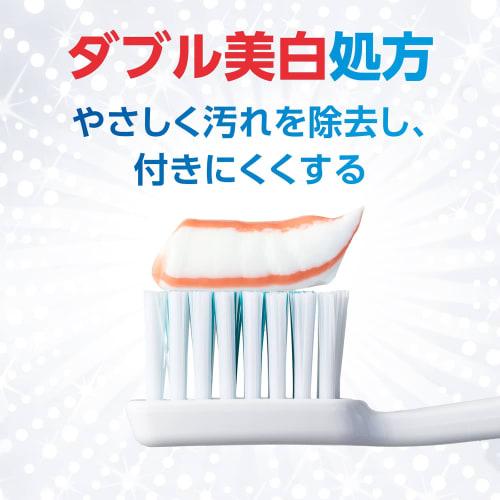 Aquafresh White & Protect Clean Mint Toothpaste, Cavity Prevention, 140g (3 Tubes + Toothbrush Included) *Color Cannot Be Selected