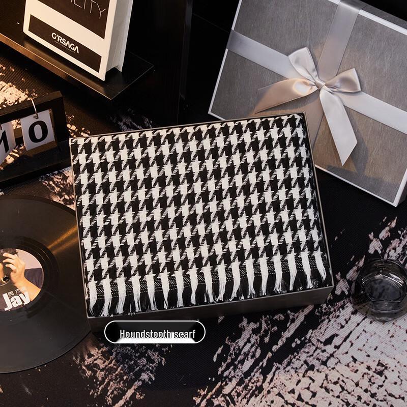 Aiqiyi Valentine s Gift Set: Insulated Tumbler & Scarf 11