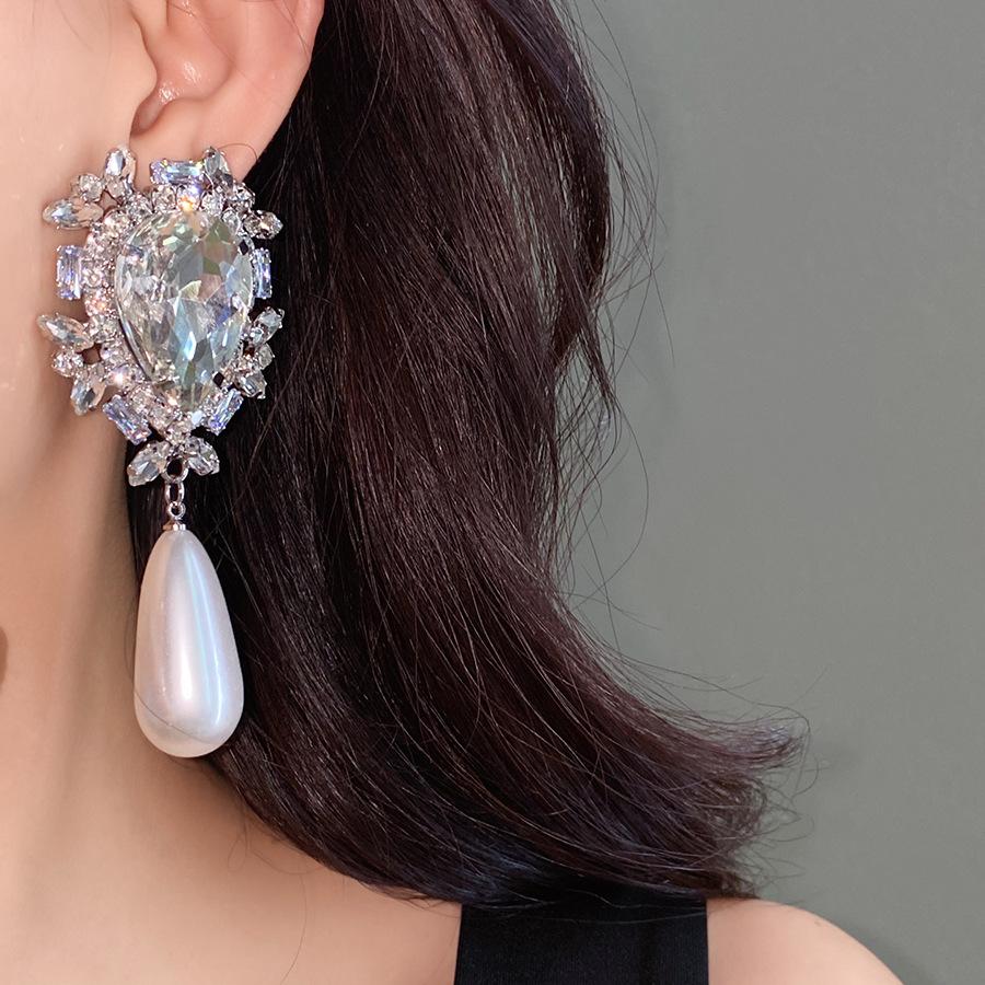 Eingelegter Strass Wassertropfen Perlenanhänger Ohrring für Damen Übertriebene Mode Temperament Hängeohrringe High-End Zirkon