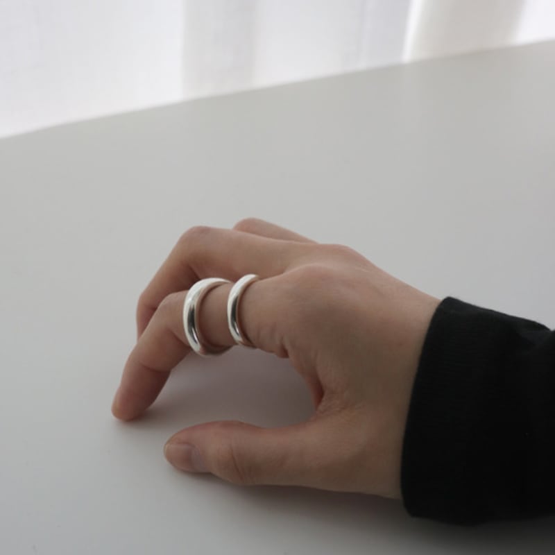 APIOH BOLD SILVER RING