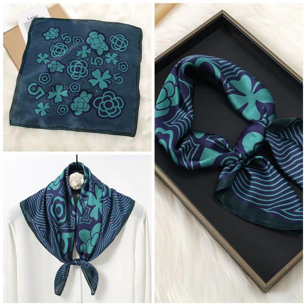 Eleganti Foulard di Seta da Donna Con Centinaia di Camicie, Assistenti di Volo, Decorazione Professionale, Protezione del Collo, Foulard, 70 Foulard Quadrati Piccoli.
