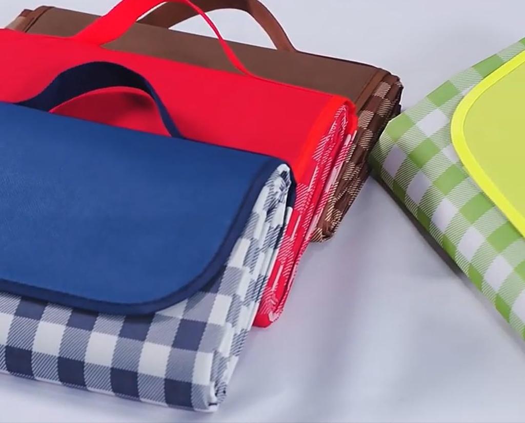 Lightweight Handbag Picnic Sheet Leisure Sheet for Mountain Outdoor Cherry Blossom Viewing 150cm X Type/portable (checkered Pattern) Swimming, Parks,