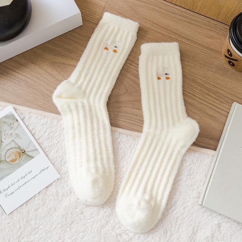 Female Winter Thickened Embroidery Warm Solid Color Vertical Bar Floor Sleeping Tube Socks